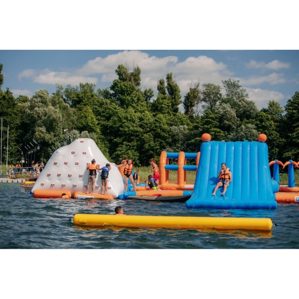 Aufblasbarer Wasserpark Xi (31 x 19 m)