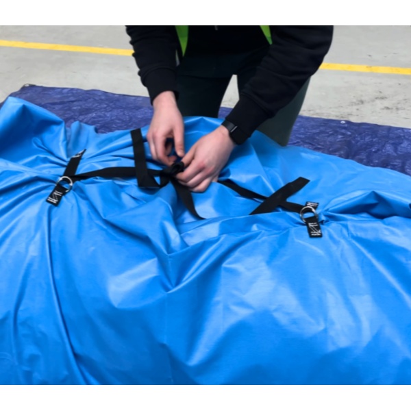 Schutzhülle für große Inflatable-Attraktionen