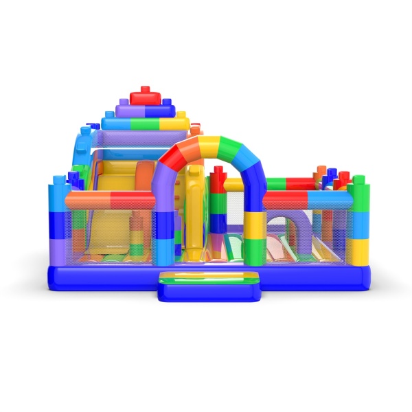 Aufblasbarer Spielplatz 6x6 im Bauklötzchen-Design-Motiv
