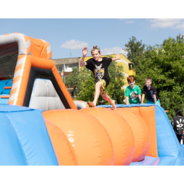 Aufblasbarer Wipeout ohne Banden